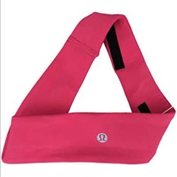 lululemon athletica Accessories - ❤️ 3/30$ Lululemon fly away tamer pink headband